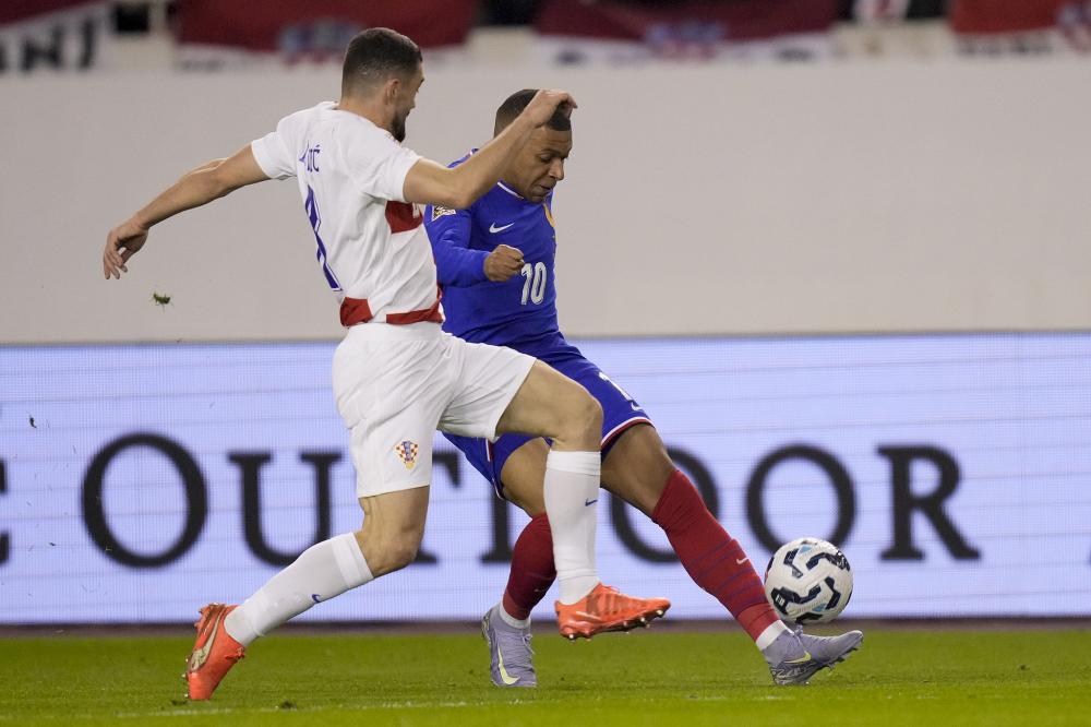 狗子28娱乐：足球女超联赛：辽宁沈北禾丰胜武汉车谷江大.